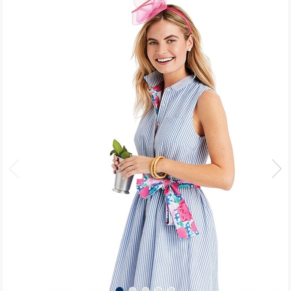 ISO Vineyard Vines Seersucker dress size 6or 8 - Picture 1 of 1